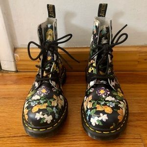 Floral doc martens